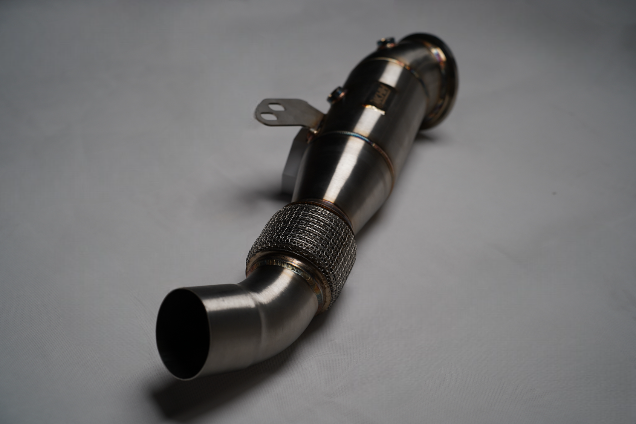 BMW 840i Downpipes-Downpipes