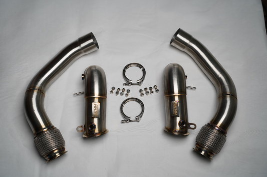 BMW M5 F90 Downpipes-Downpipes